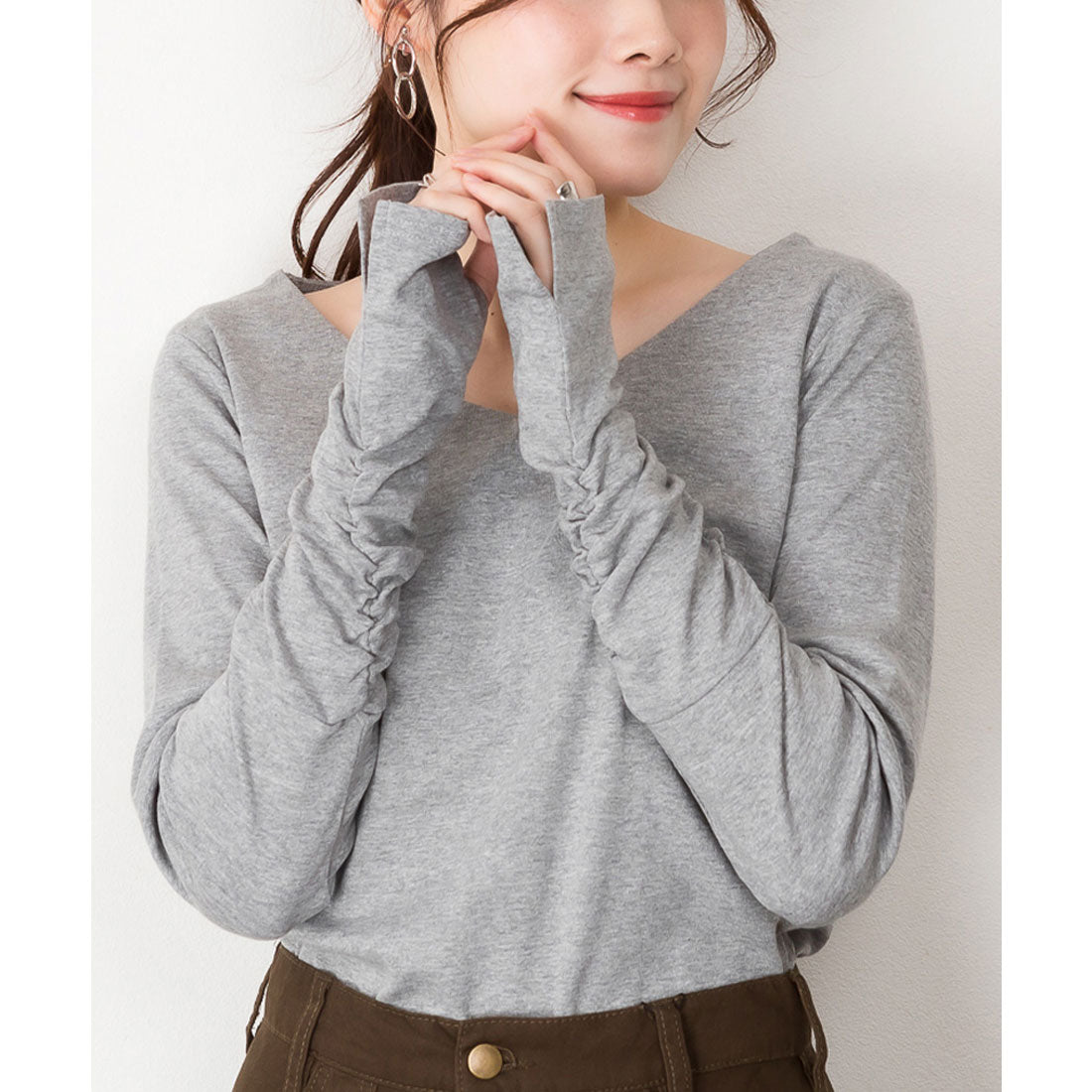 アットワン atONE Vネック指空きTシャツ,杢グレー