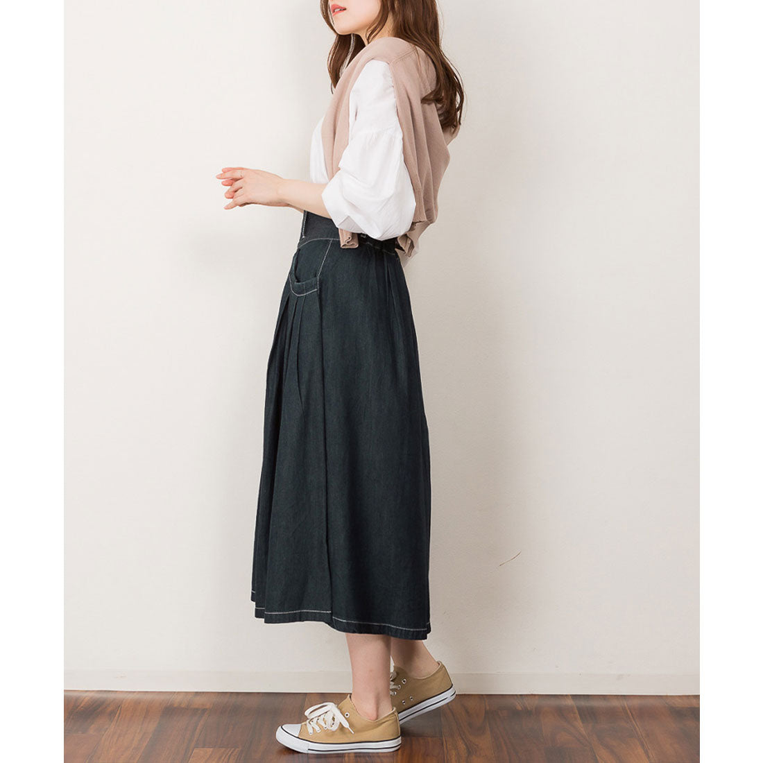 アットワン atONE タックフレアデニムスカート