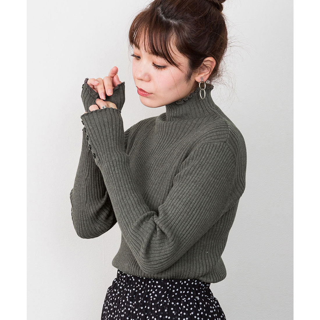 アットワン atONE メロウ襟タートルネックリブニット （杢グレー） 杢グレー