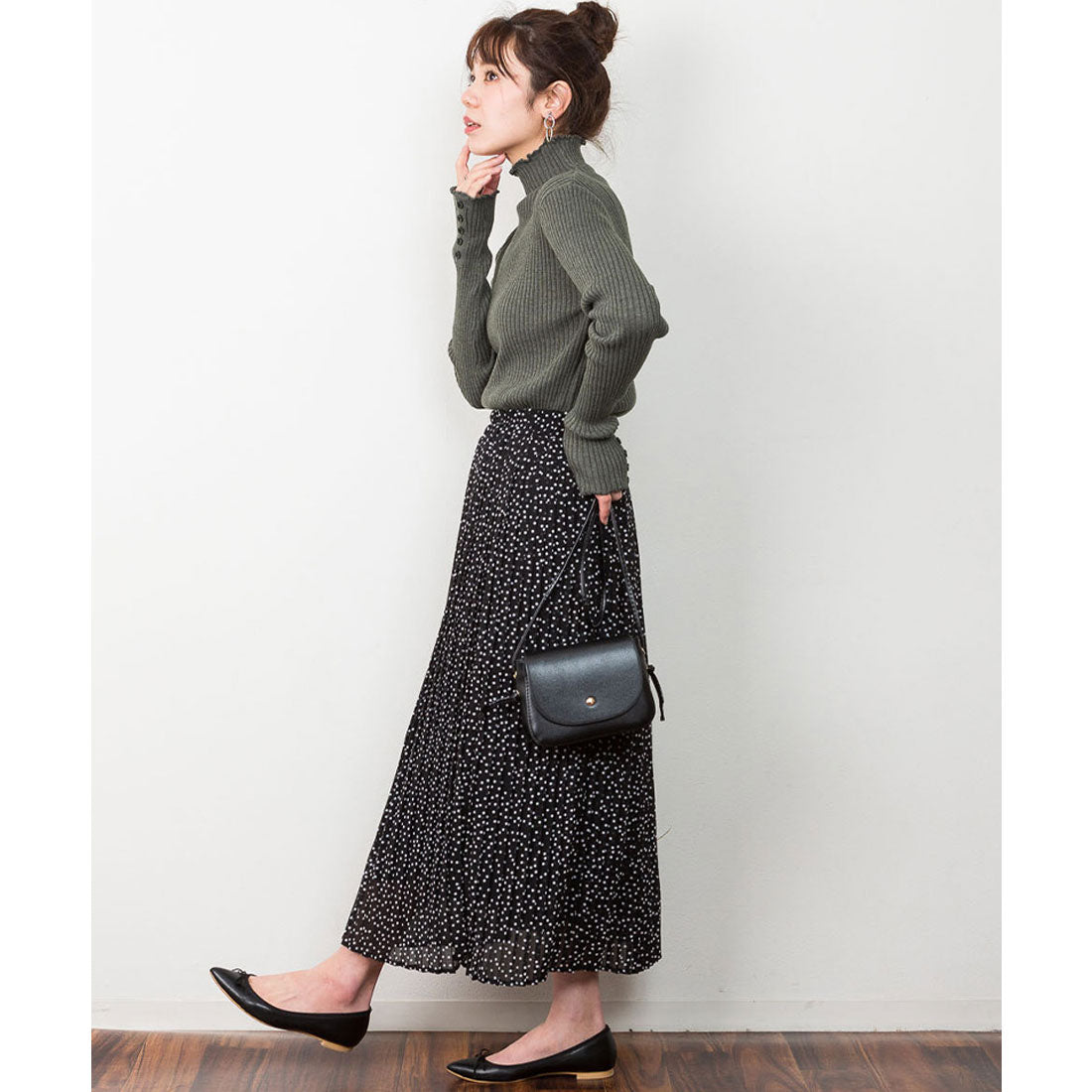 アットワン atONE メロウ襟タートルネックリブニット （杢グレー） 杢グレー