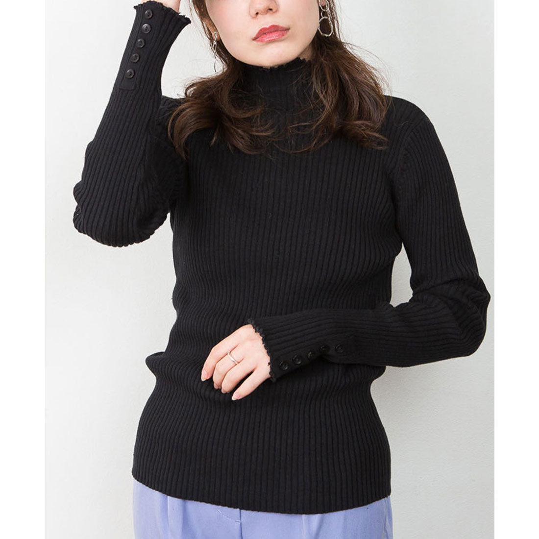 アットワン atONE メロウ襟タートルネックリブニット （ブラック） ブラック