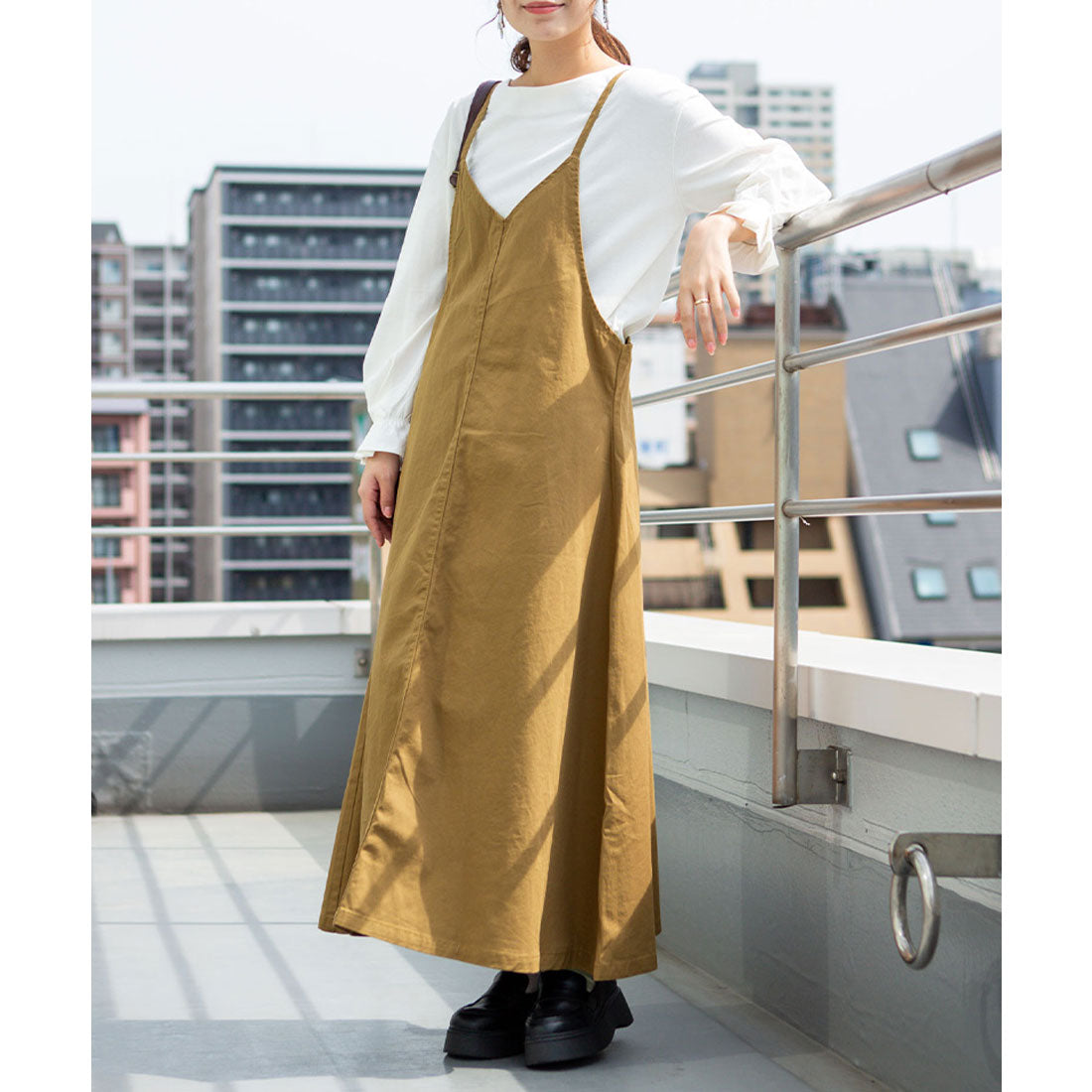 アットワン atONE 大人可愛いVネックキャミワンピース,ベージュ