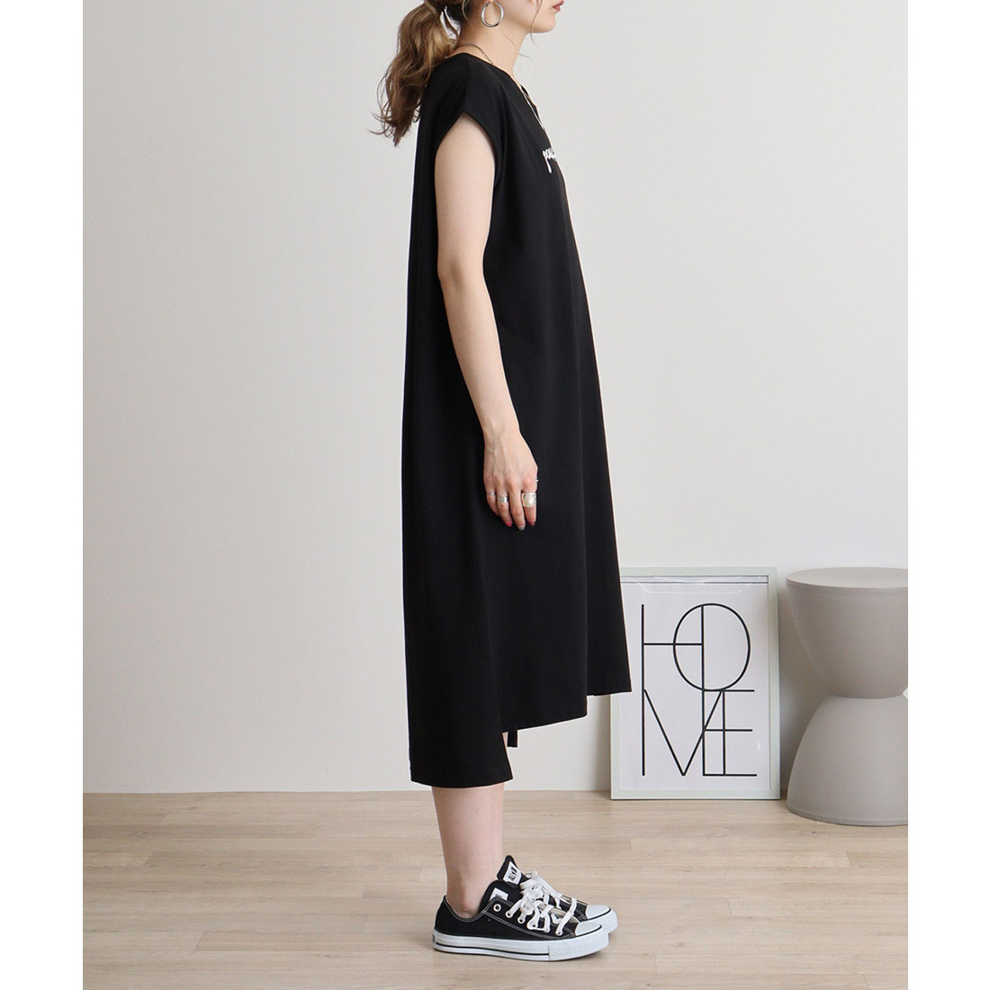 アットワン atONE フロント刺繍Vネックカットワンピース