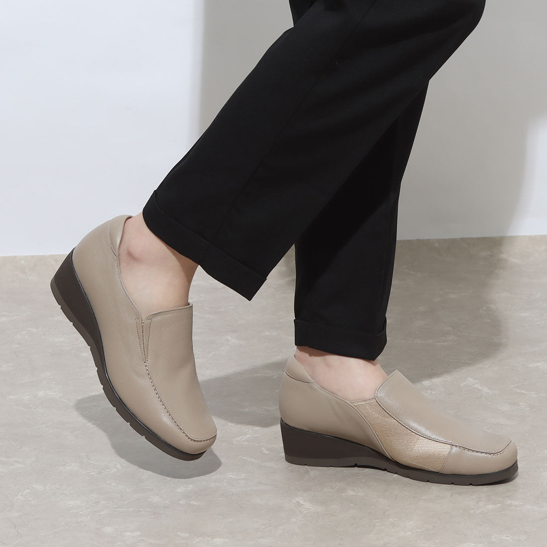 アトリエ Atelier 【3E】サイドゴアスリッポンシューズ