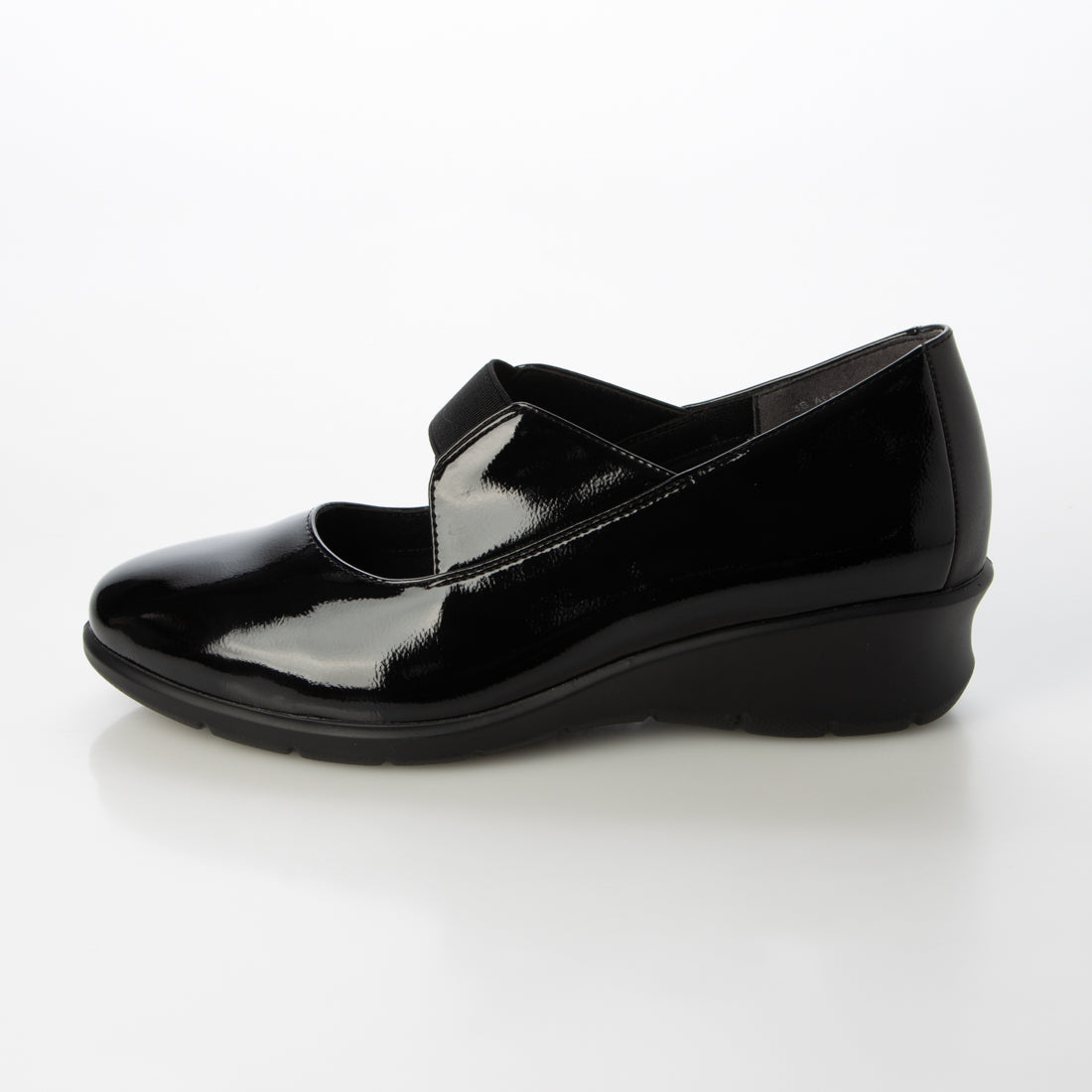 アトリエ Atelier 【3E】【レイン対応】ゴアベルトパンプス （ブラックエナメル） ブラックエナメル