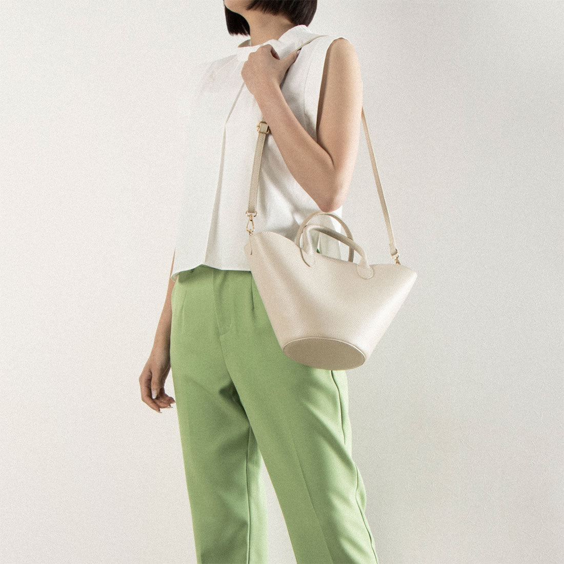 [MADE IN ITALY] AULENTTI Leather BUCKET BAG