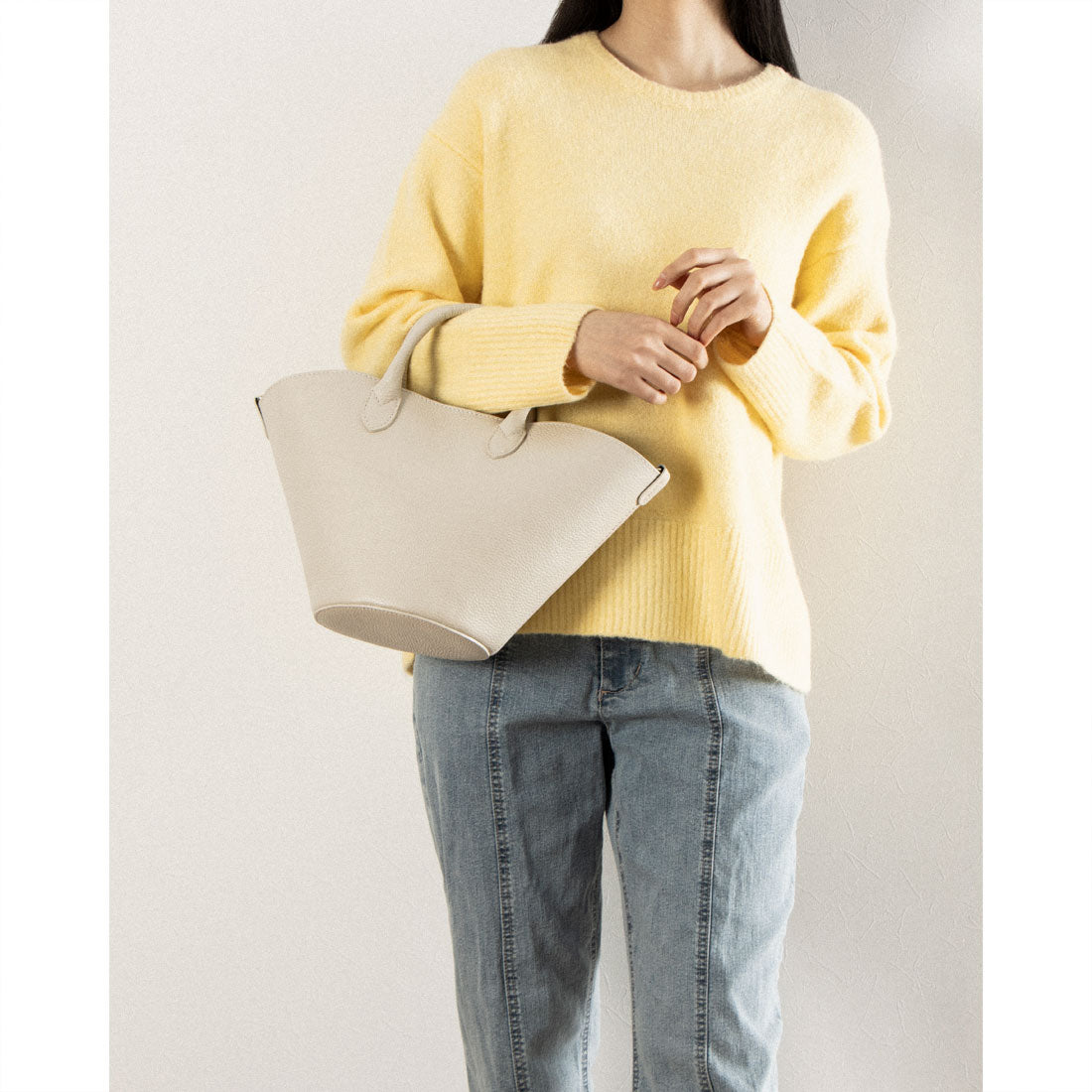 [MADE IN ITALY] AULENTTI Leather BUCKET BAG