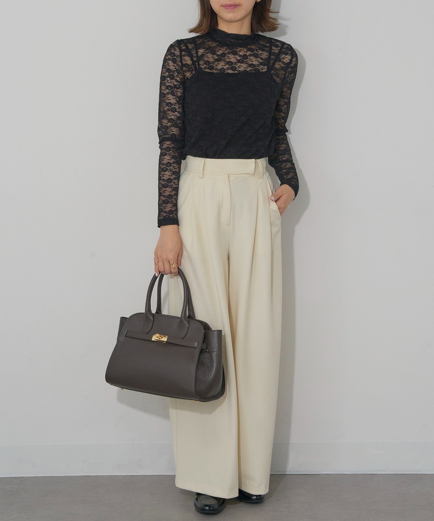 オウレンティ AULENTTI カウレザー金具ベルトショルダーバッグ DOLLARO(M&E) FB-7910-DO （ダークブラウン） ダークブラウン