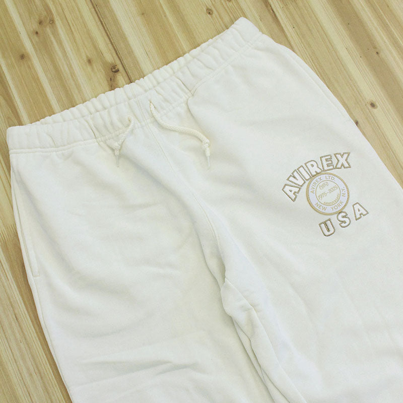 アヴィレックス AVIREX 50th VARSITY SWEAT PANTS 50周年 バーシティ スウェットパンツ ジャージ アビレックス ロングパンツ イージーパンツ メンズ （ホワイト） ホワイト