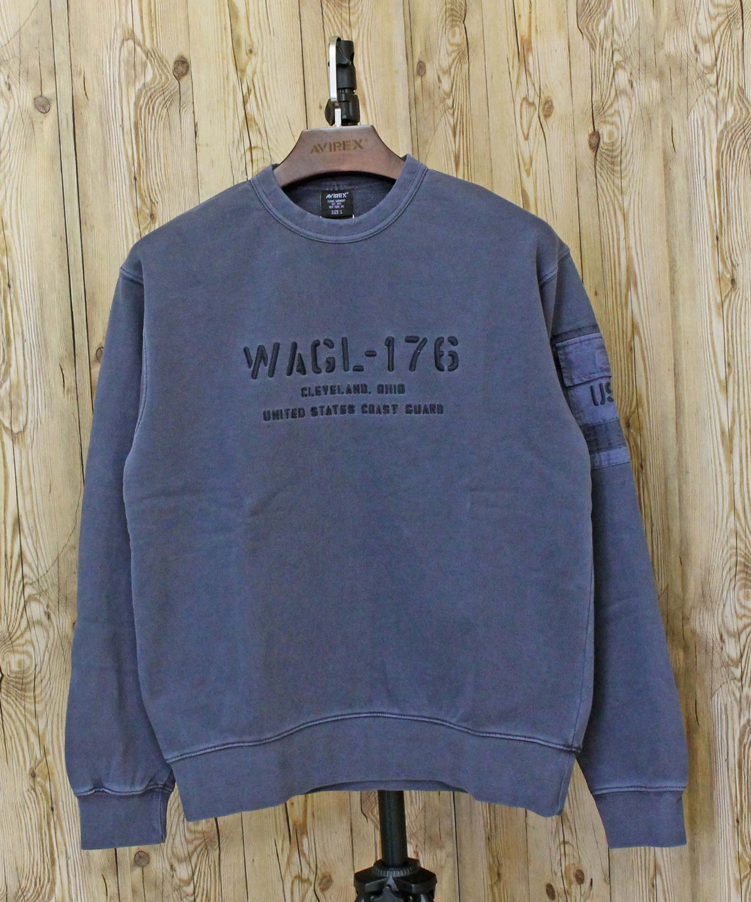 アヴィレックス AVIREX FADED MIL.POCKET CREWNECK SWEAT フェイド ミリタリーポケット クルーネック スウェット トップス アビレックス メンズ ブランド （2-ブルーグレー） 2-ブルーグレー