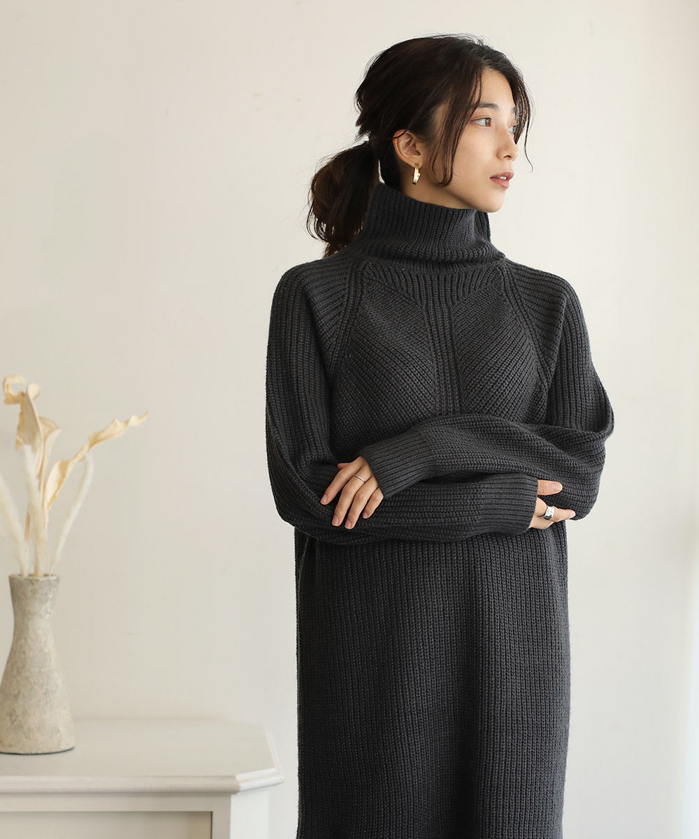 Bou Jeloud Bangladeshi made ribbed high-neck design dress