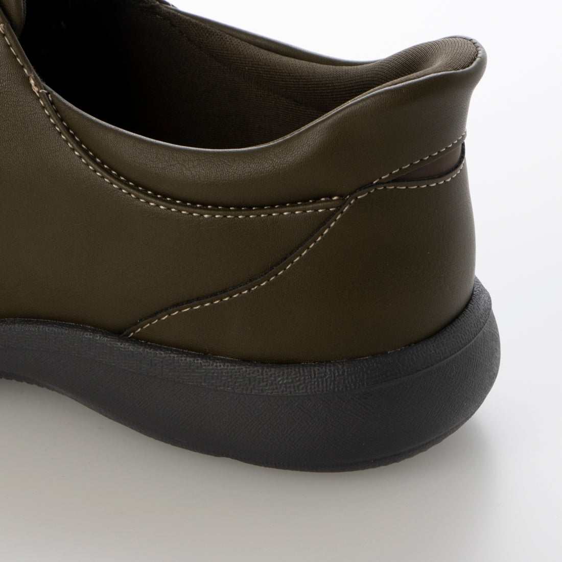 Slip On Shoes Bio Fitter BFL-4501 that can be worn without using hands
