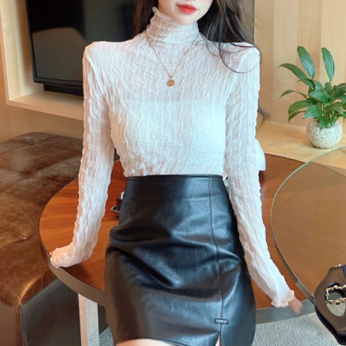 ベルシー Belle Cie シアートップス ハイネック 長袖 透け感 インナー シースルー レディース 重ね着 かわいい おしゃれ 上品 シンプル 肌見せ レイヤード 柄 総柄