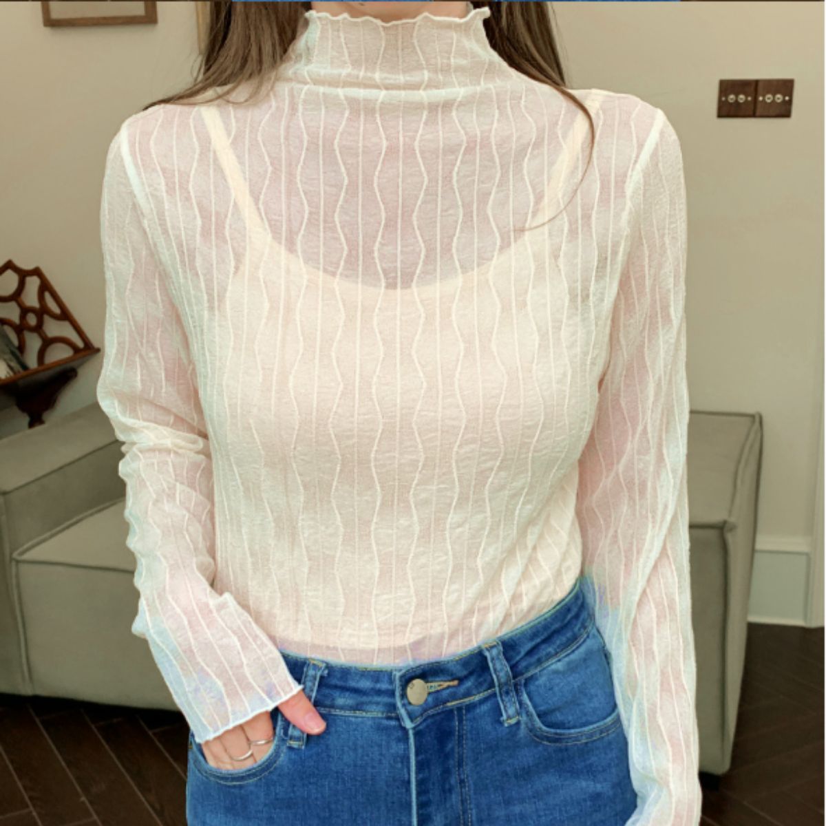 ベルシー Belle Cie シアートップス ハイネック 長袖 透け感 インナー シースルー レディース 重ね着 かわいい おしゃれ 上品 シンプル 肌見せ レイヤード 柄 総柄