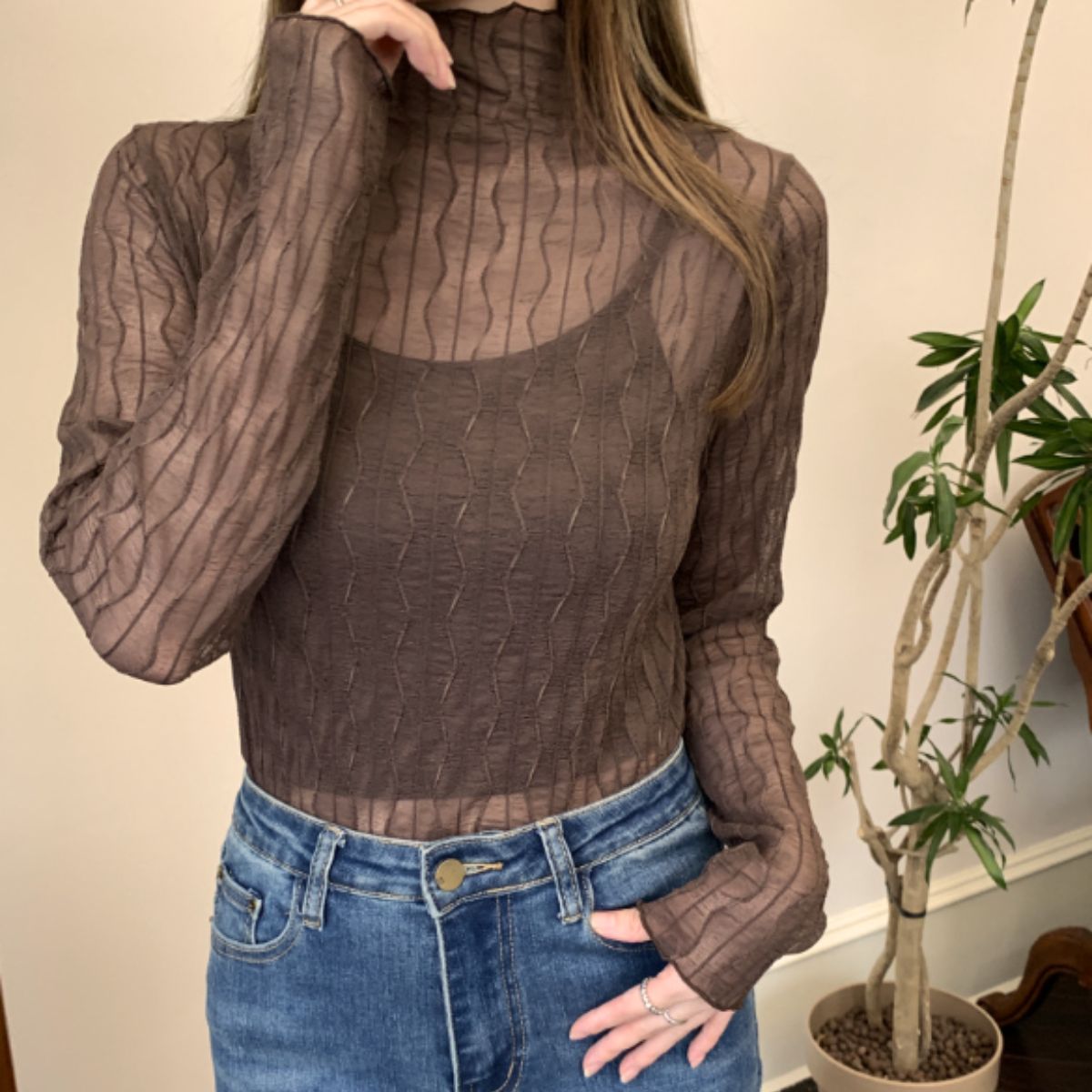 ベルシー Belle Cie シアートップス ハイネック 長袖 透け感 インナー シースルー レディース 重ね着 かわいい おしゃれ 上品 シンプル 肌見せ レイヤード 柄 総柄