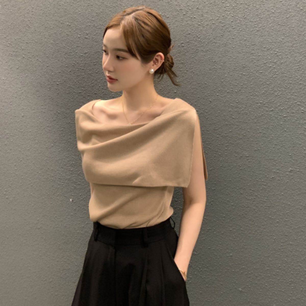 Belle Cie Belle Cie Knit Sleeveless Cape Collar Top Elegant Spring Autumn Women's Korean Fashion Ceremony Event Office Off-Shoulder Cute