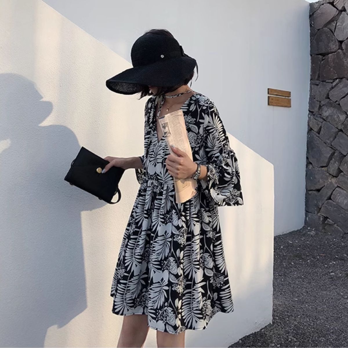 Belle Cie Blouse Tunic Dress Half Sleeve 5 Minutes Sleeve Spring Summer Botanical Women's Korean Fashion Flare Flower Monochrome Adult Allover Pattern Belle Cie Blouse Tunic Dress Half Sleeve 5 Minutes Sleeve Spring Summer Botanical Women's Korean Fashion Flare Flower Monochrome Adult Allover Pattern