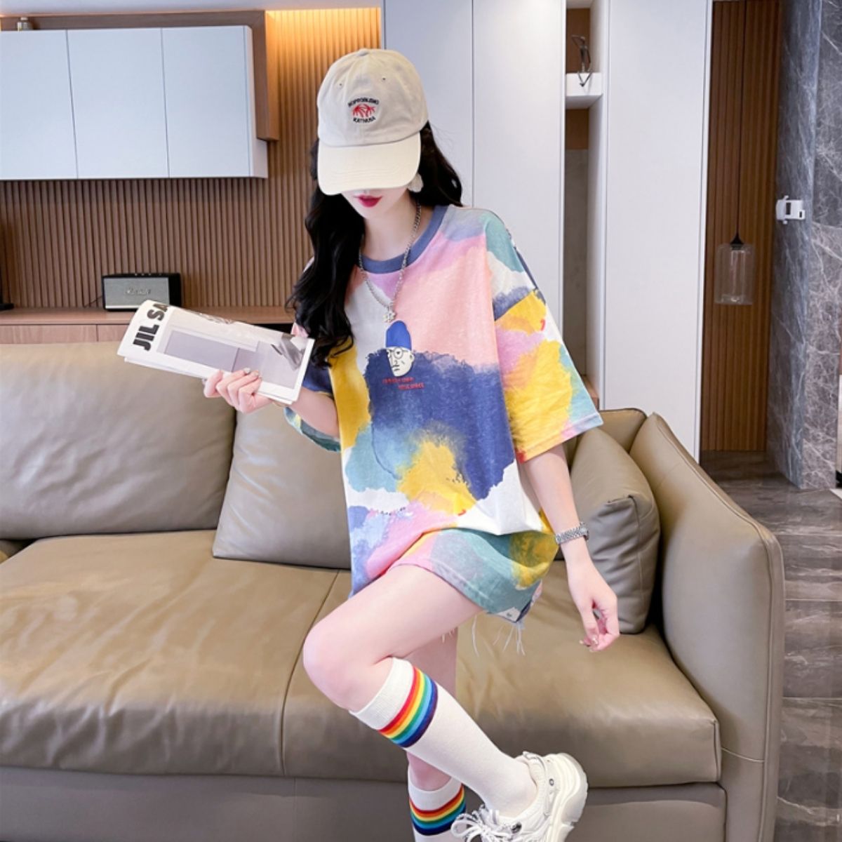 ベルシー Belle Cie Tシャツ トップス 半袖 タイダイ 柄 絞り 水彩 イラスト カラフル ユニーク おじさん レディース 韓国ファッション おもしろ 個性的 春夏 （ベージュ） ベージュ