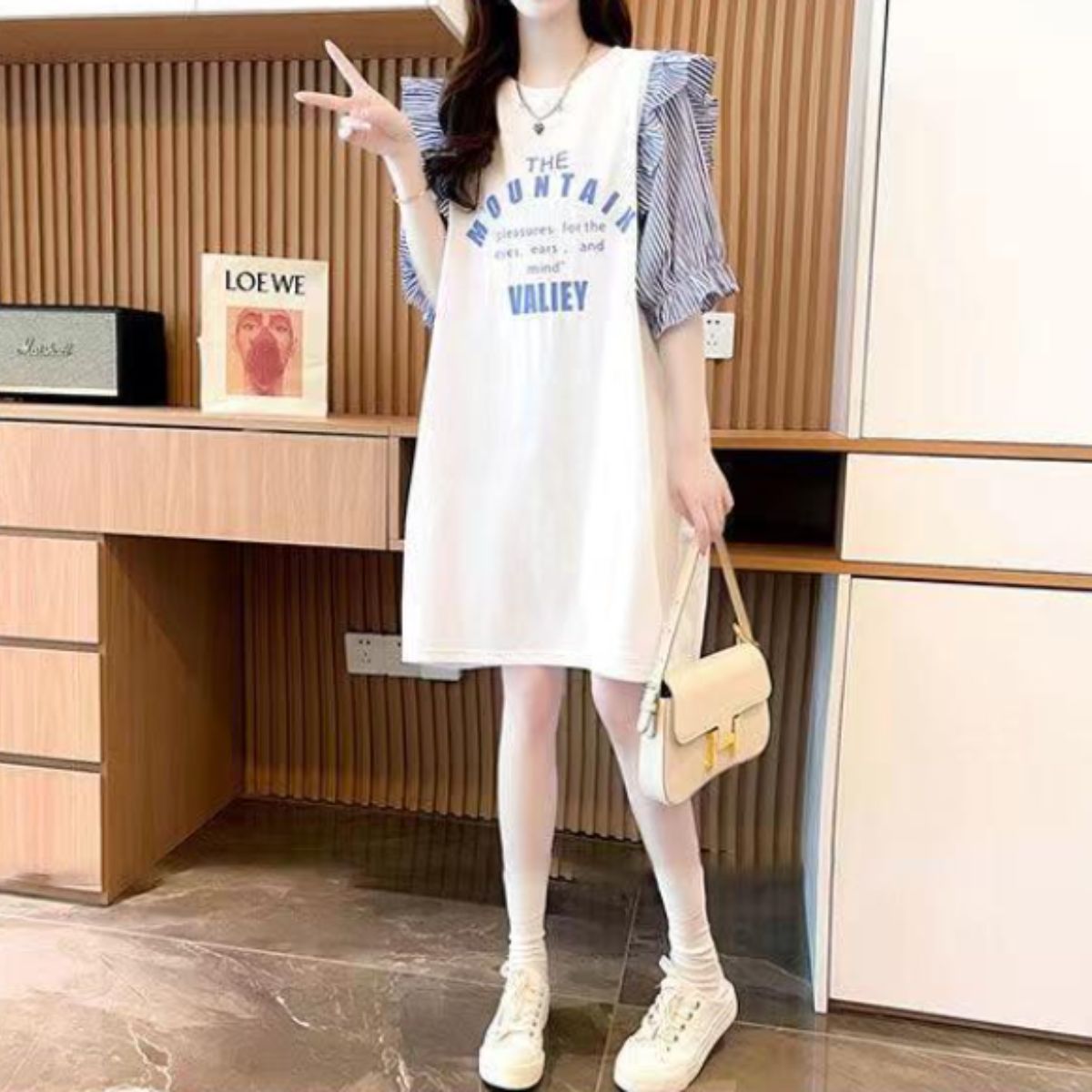 ベルシー Belle Cie ワンピース 半袖 ミニワンピース Aライン 異素材 ロゴ 切り替え レディース ボリューム袖 体型カバー ゆったり フェミニン ガーリー 韓国 春夏 （ブラック） ブラック