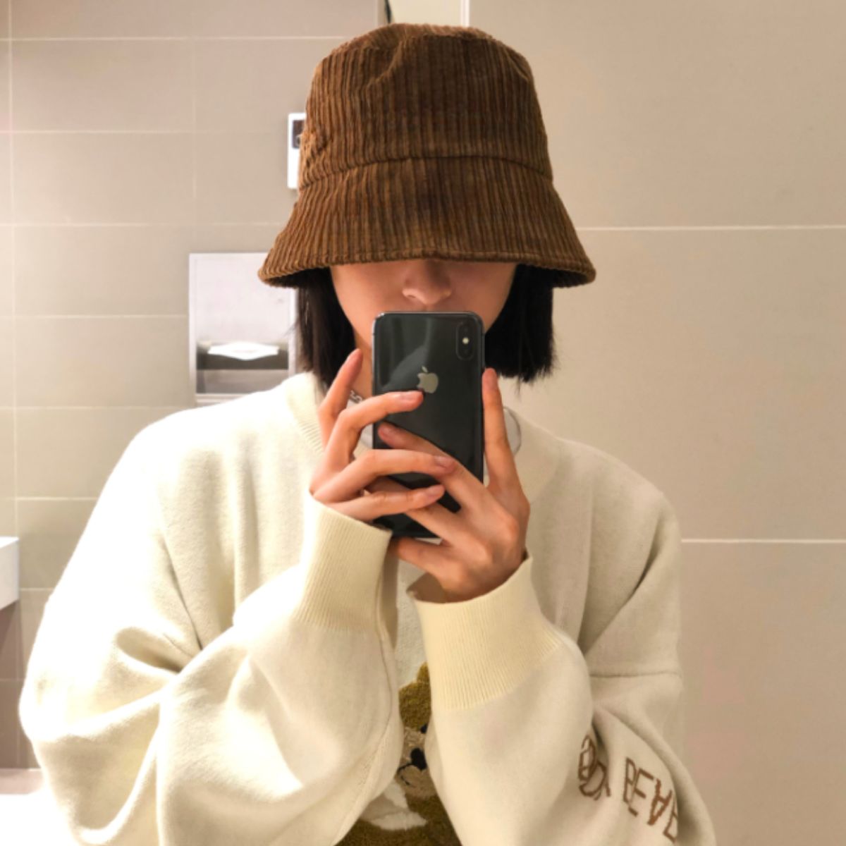 ベルシー Belle Cie 帽子 バケハ バケットハット コーデュロイ シンプル 冬 おしゃれ レディース 暖かい 韓国ファッション ニュアンスカラー 秋冬コーデ ナチュラル （ブラック） ブラック