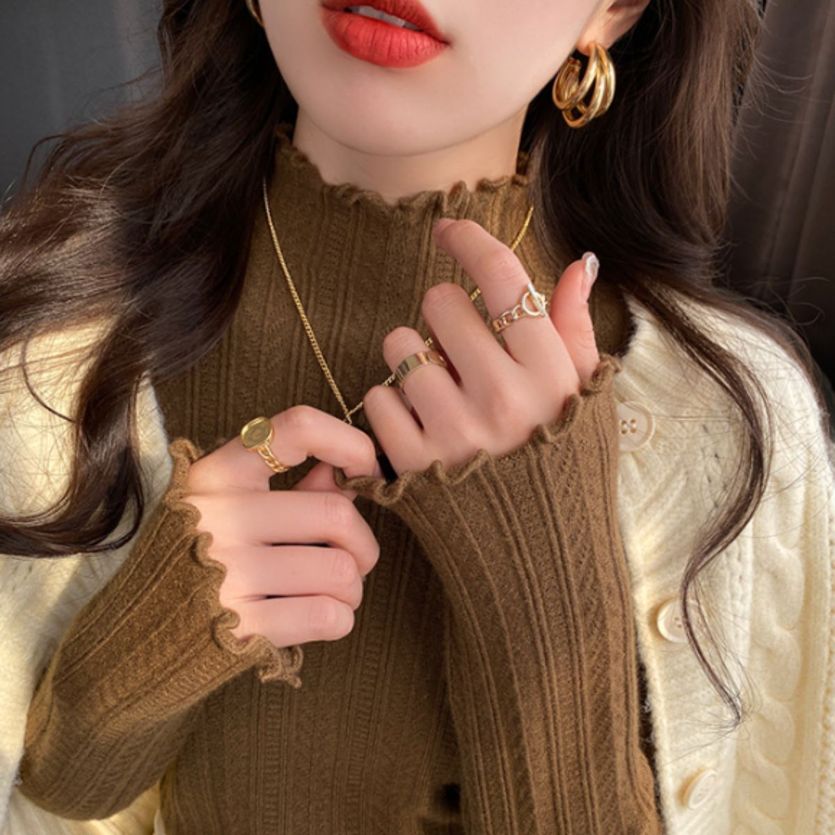 ベルシー Belle Cie ニット リブニット トップス ハイネック 薄手 メロウ フリル レディース 韓国ファッション フェミニン 重ね着 インナー 秋冬 あったか シンプル （ホワイト） ホワイト