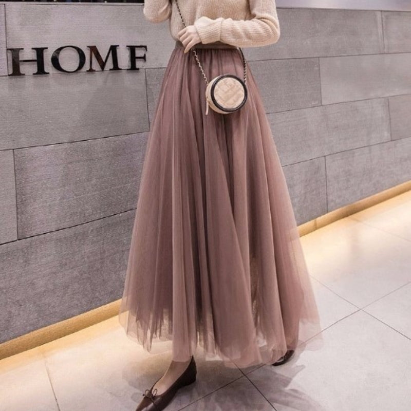 ベルシー Belle Cie チュールスカート 可愛い ふんわり ガーリー フェミニン ウエストゴム 着回し抜群 選べる色展開 オールシーズン Aライン ロング丈 ミモレ丈 ピンク グレー 赤 40代 ロング 白 黒 ボリューム レース 裏地 演奏会 くすみピンク くすみ 20代 30代 40代 50代 春服