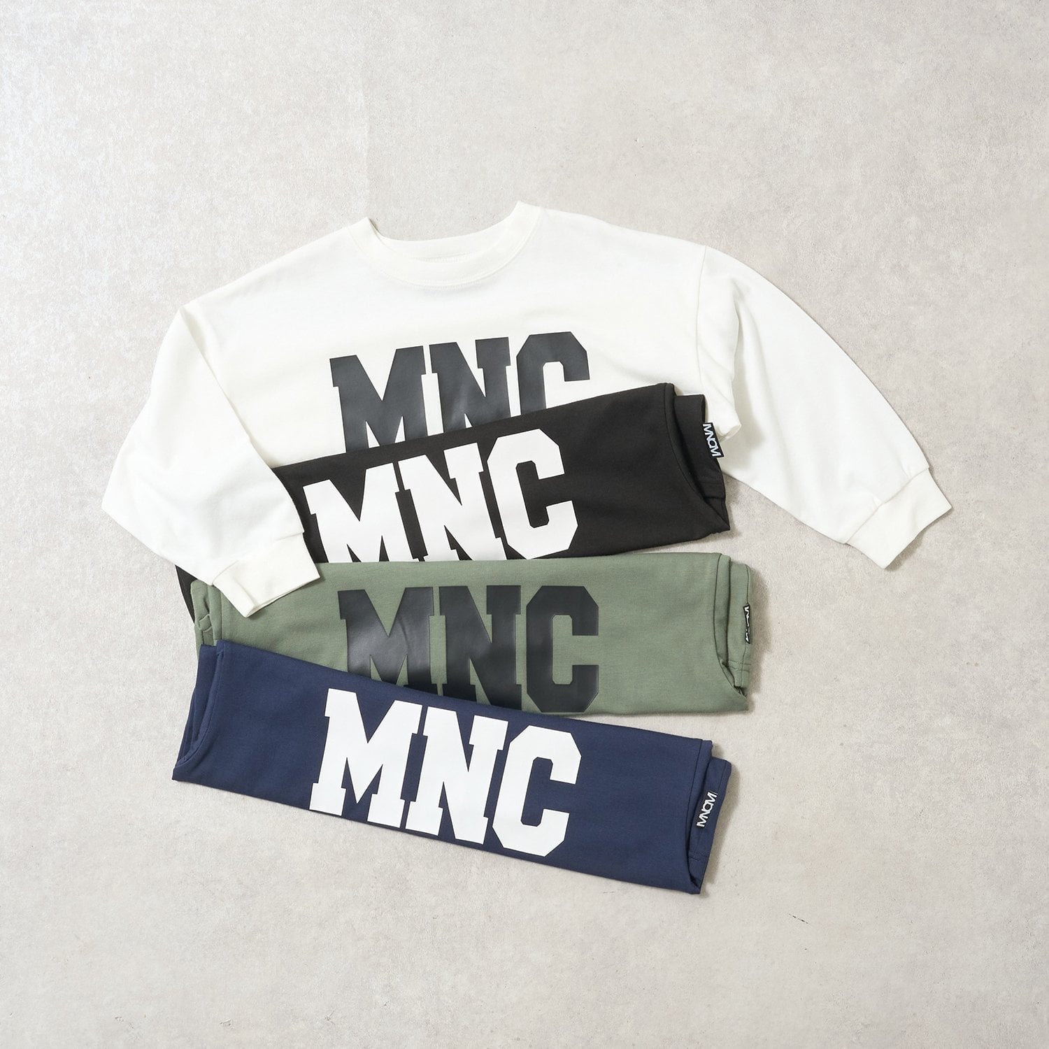 ビールーム b.ROOM 【MNCM】【カイテキ天竺】ロゴプリントビッグTシャツ （紺） 紺