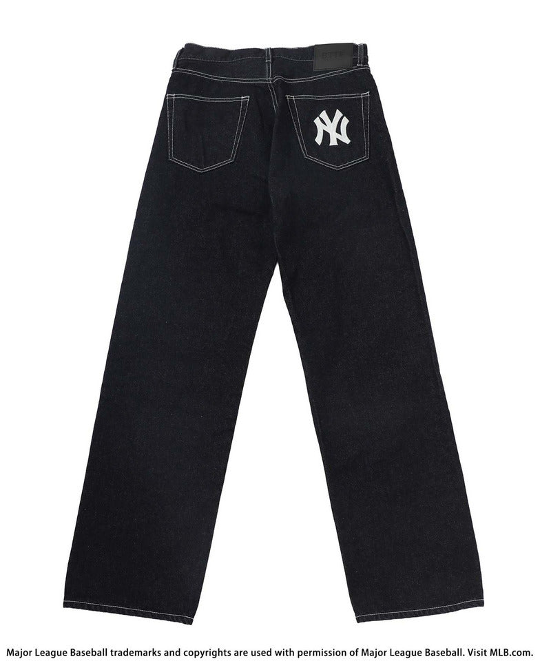 バック トゥー ザ フィールド （ビーティーティーエフ） BACK TO THE FIELD (BTTF) 【MLB】Loose Fit Jeans （インディゴ） インディゴ