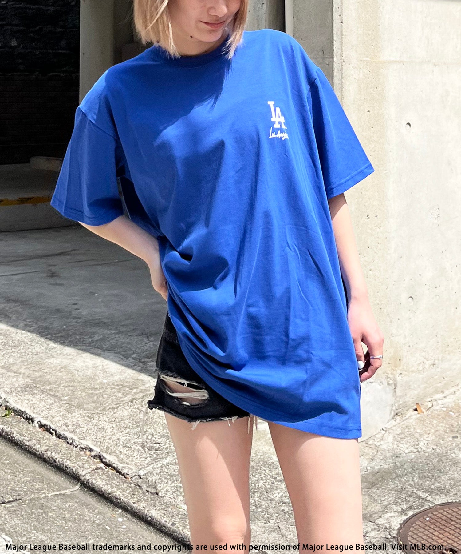 バック トゥー ザ フィールド （ビーティーティーエフ） BACK TO THE FIELD (BTTF) 【MLB】Handwritten styleロゴTシャツ （ブルー） ブルー