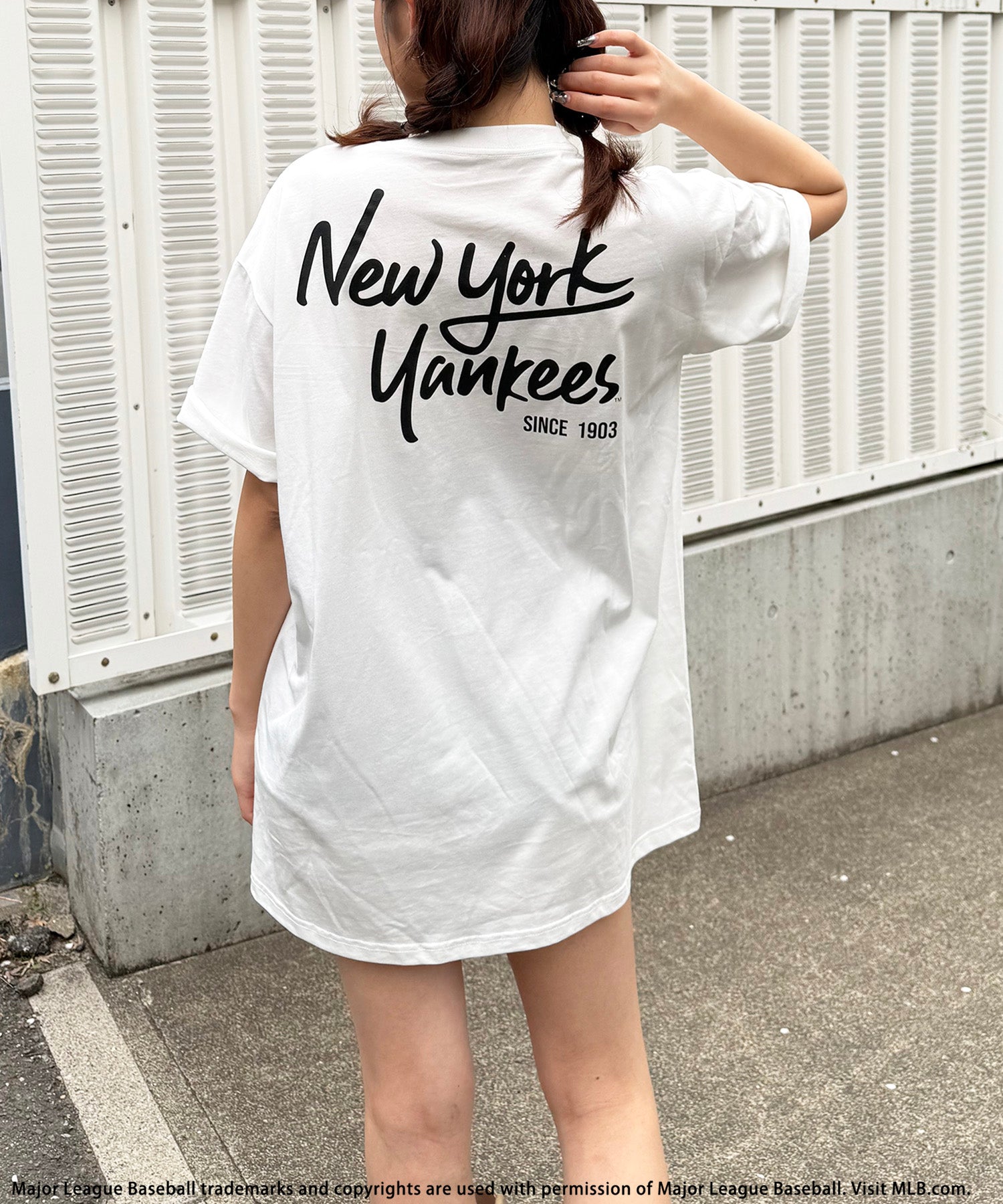 バック トゥー ザ フィールド （ビーティーティーエフ） BACK TO THE FIELD (BTTF) 【MLB】Handwritten styleロゴTシャツ （ホワイト） ホワイト