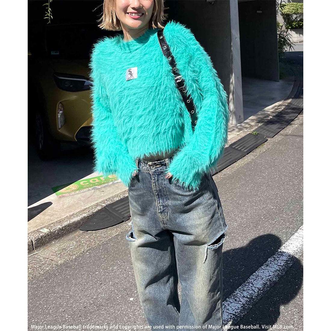 BACK TO THE FIELD [MLB] Cropped shaggy knit top