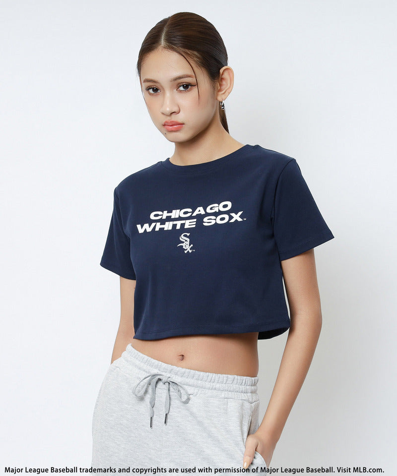 バック トゥー ザ フィールド （ビーティーティーエフ） BACK TO THE FIELD (BTTF) 【MLB】プリントロゴTシャツ （ネイビー） ネイビー