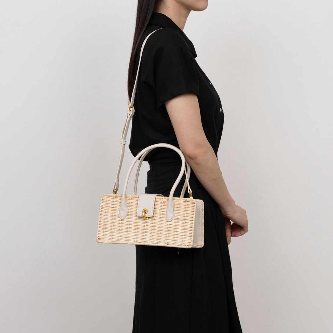 ベース BASE 【LA MARGE】【本革】ラタン かごバッグ （ブラック） ブラック