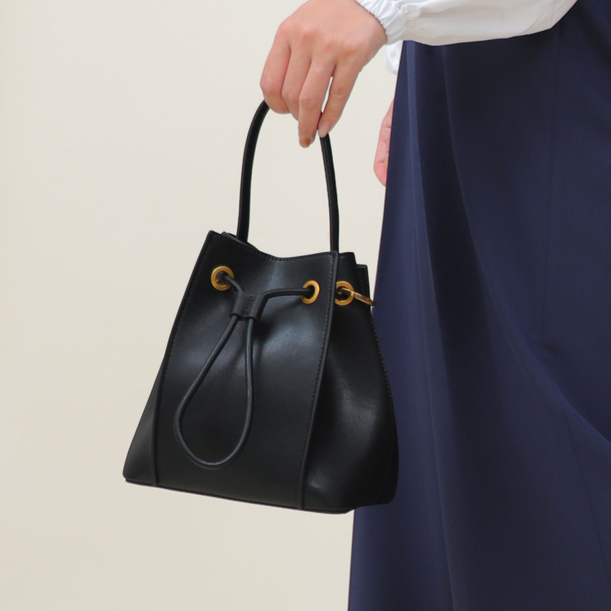 ベース BASE 【LA MARGE】【本革】2WAY 巾着 ハンド バッグ （ブラック） ブラック