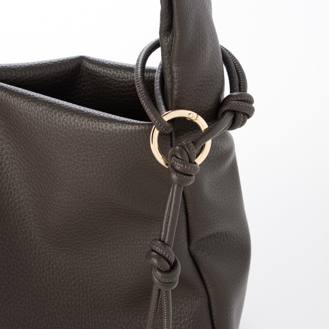 ベース BASE 【LA MARGE】【500mlボトル収納可】フェイクレザー ワンショルダー トートバッグ （オフホワイト） オフホワイト