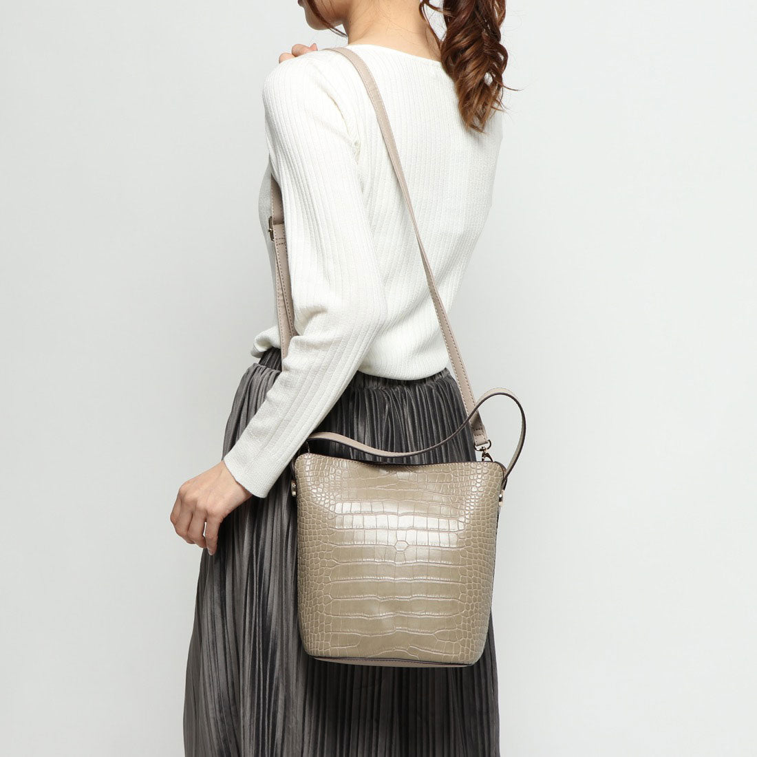 ベースBASE クロコ風 型押し トート トートバッグ ショルダー ショルダーバッグ 2way レディース BAG 2way インバッグ付き シンプル 上品 女性 艶 大人 高級感 マチ広 お洒落 キレイめ キレイ ビジネス 通勤 通学
