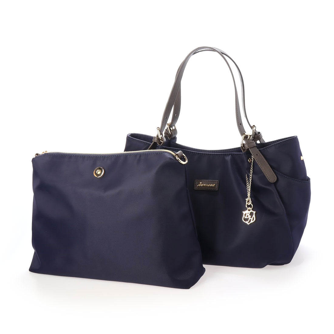 【テレビドラマ使用】ベース  BASEトートバッグ シンプル 3way ショルダーバッグ ポーチ きれいめ 上品 お洒落 女性 大人 レディース チャーム付き 通勤 通学 無地 ナイロン ナイロンバッグ