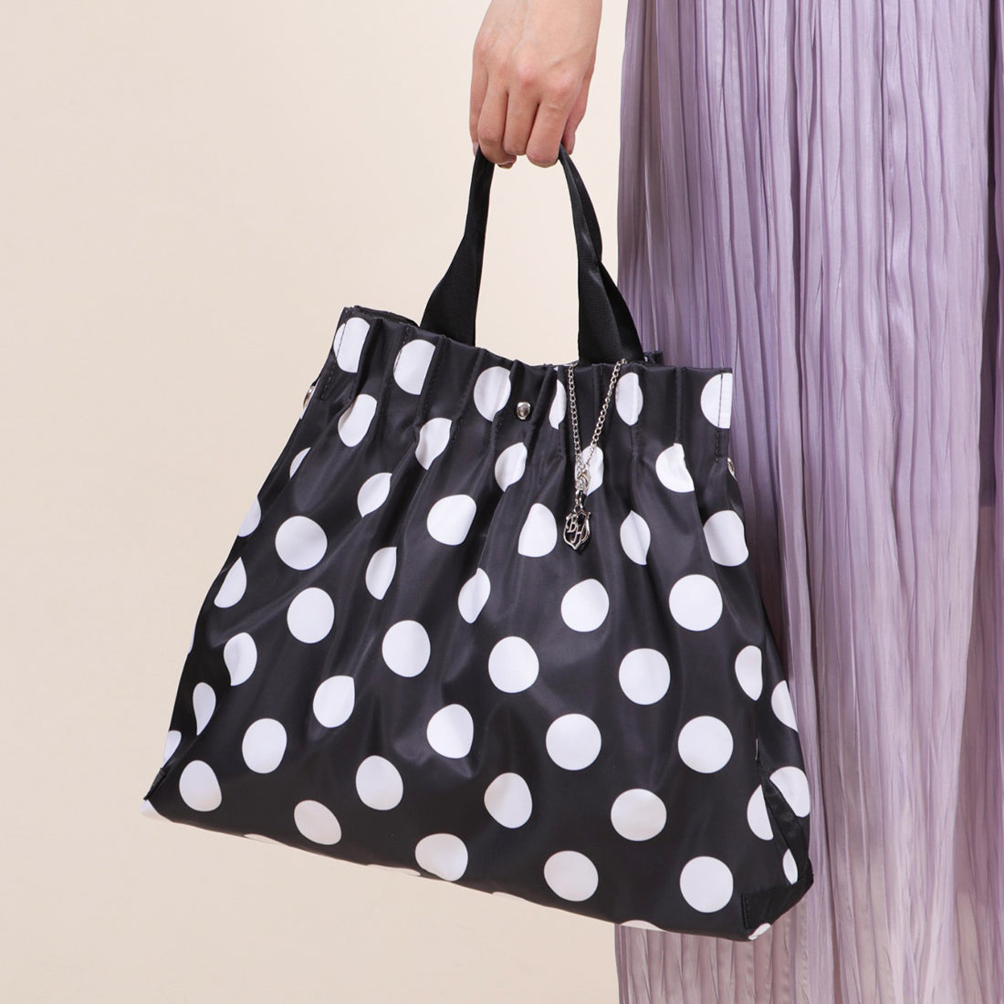 ベース  BASEトートバッグ ショルダーバッグ 2way 柄 迷彩 カモフラ 星 スター ドット 水玉 トート レディース タック ナイロン ナイロンバッグ 大容量 大きめ お洒落 女性 鞄 BAG 斜め掛け 旅行