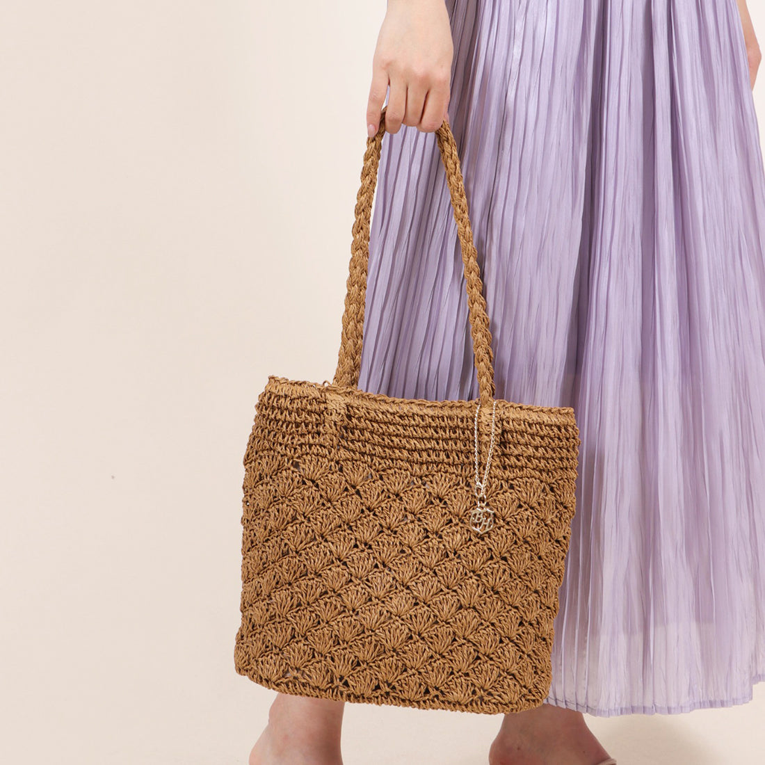 ベース BASE トート トートバッグ かごバッグ カゴバッグ お洒落 女性 レディース 編み 上品 無地 春 夏 サマー シンプル きれいめ カジュアル リゾート 大きめ 軽量 旅行 無地 肩掛け(ベージュ) ベージュ