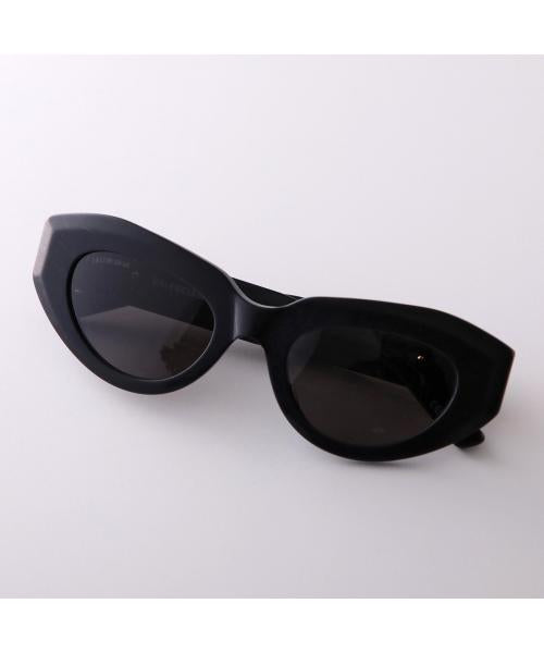 バレンシアガ BALENCIAGA BALENCIAGA サングラス BB0236S キャットアイ型 （001/ブラック） 001/ブラック