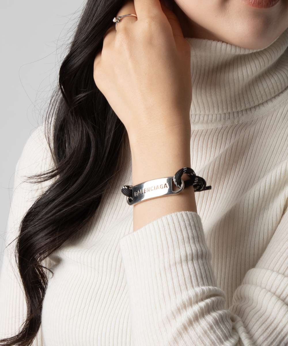 BALENCIAGA ブレスレット Plate Twist Bracelet in Antique Silver | Balenciaga US