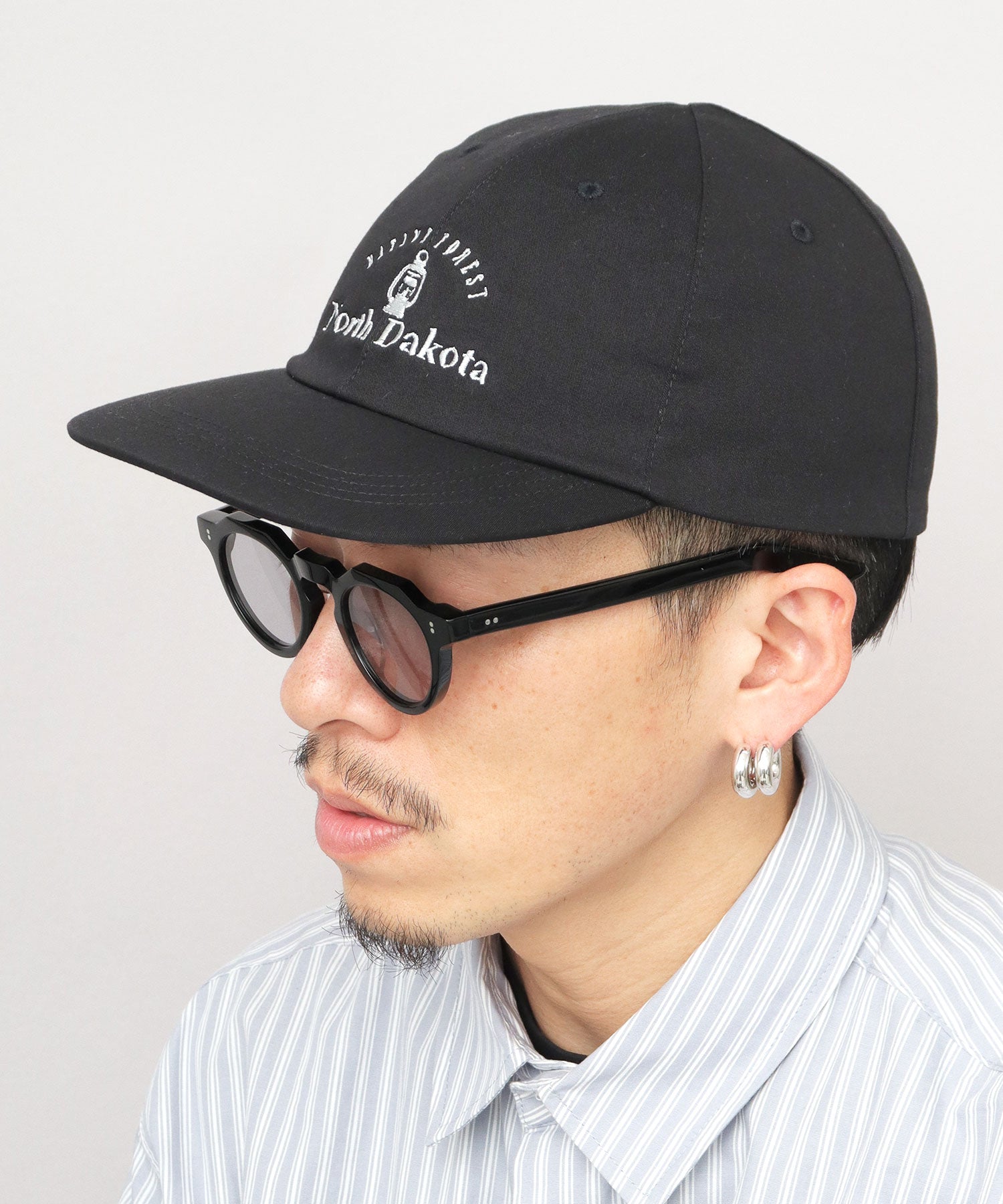 ベーシックエンチ Basiquenti CORDURA綿ナイロン ソフトつば 刺繍 キャップ （ブラック） ブラック