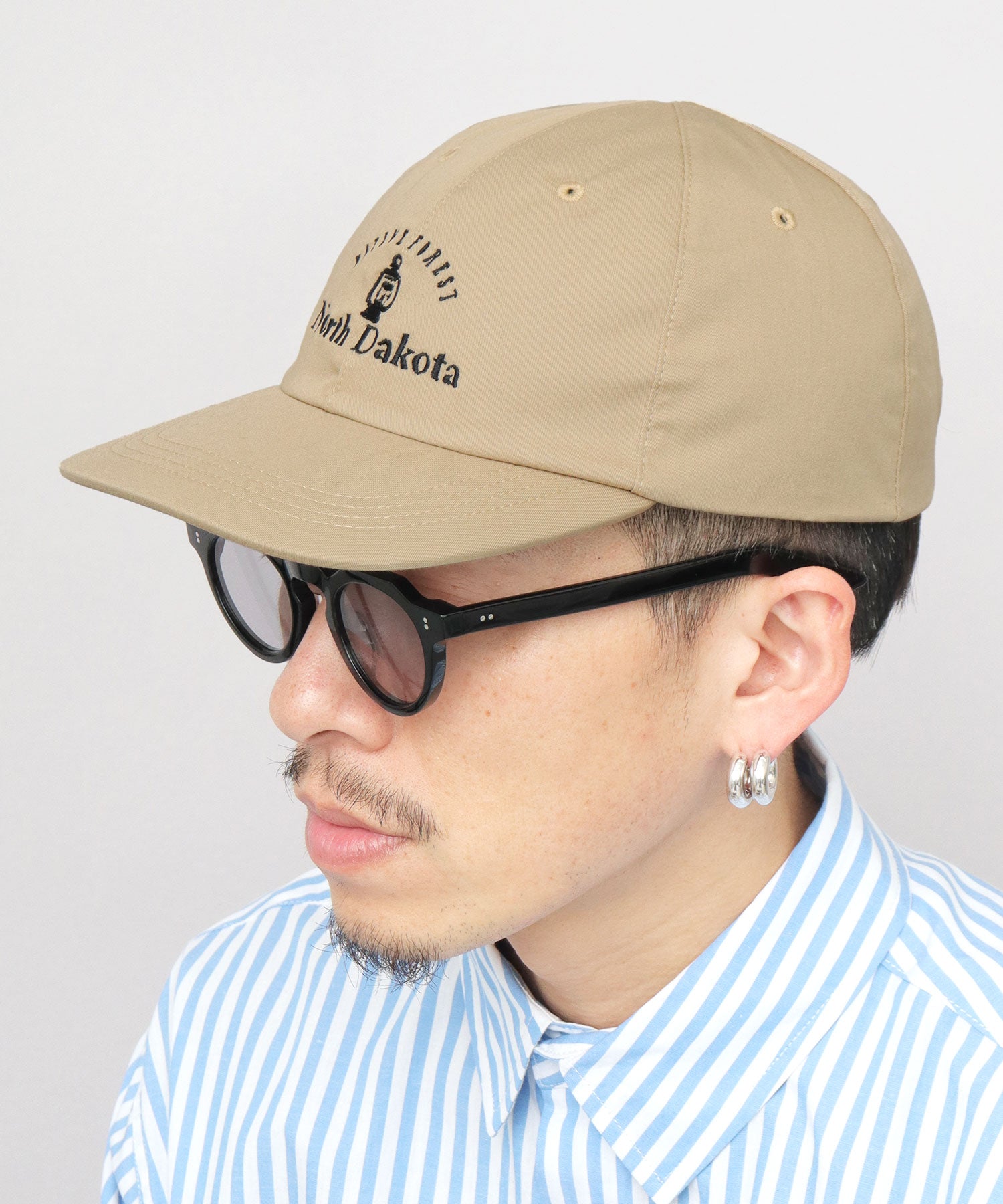 ベーシックエンチ Basiquenti CORDURA綿ナイロン ソフトつば 刺繍 キャップ （ベージュ） ベージュ