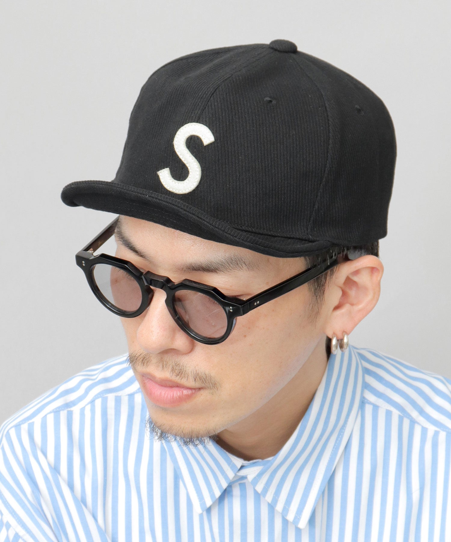 Basic Enchi Basiquenti Spring Logo Cotton Short Cap Logo Short Visor Empire Cap