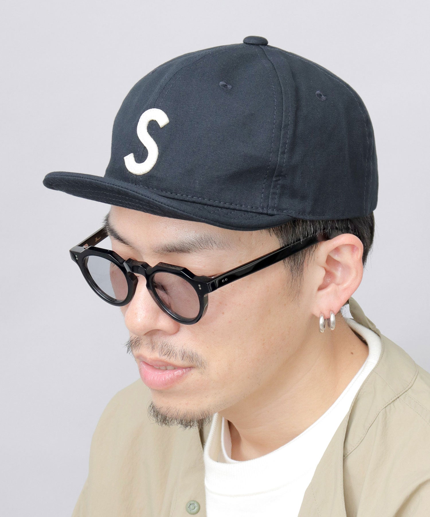 Basic Enchi Basiquenti Spring Logo Cotton Short Cap Logo Short Visor Empire Cap