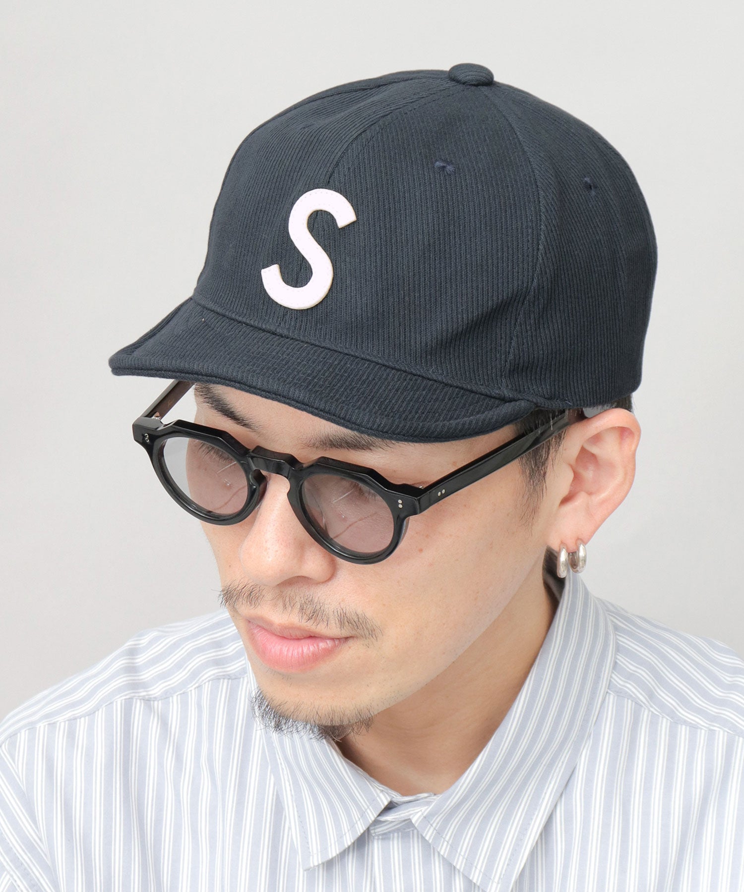 Basic Enchi Basiquenti Spring Logo Cotton Short Cap Logo Short Visor Empire Cap