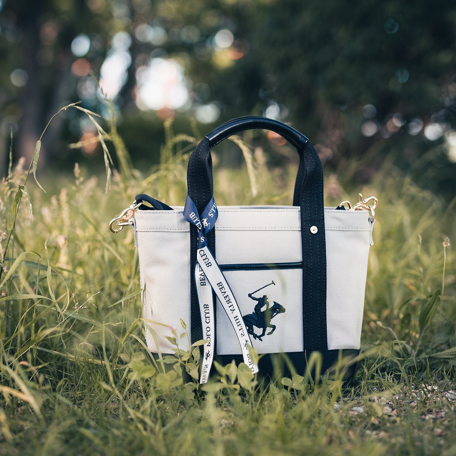 ビバリーヒルズポロクラブ BEVERLY HILLS POLO CLUB トートバッグ レディース 2WAY 帆布 ショルダー付き 小さめ 軽量 通勤 お出かけ 大人可愛い カジュアル キャンバストートバッグXS ブランドバッグPN24371503BB （グレー） グレー