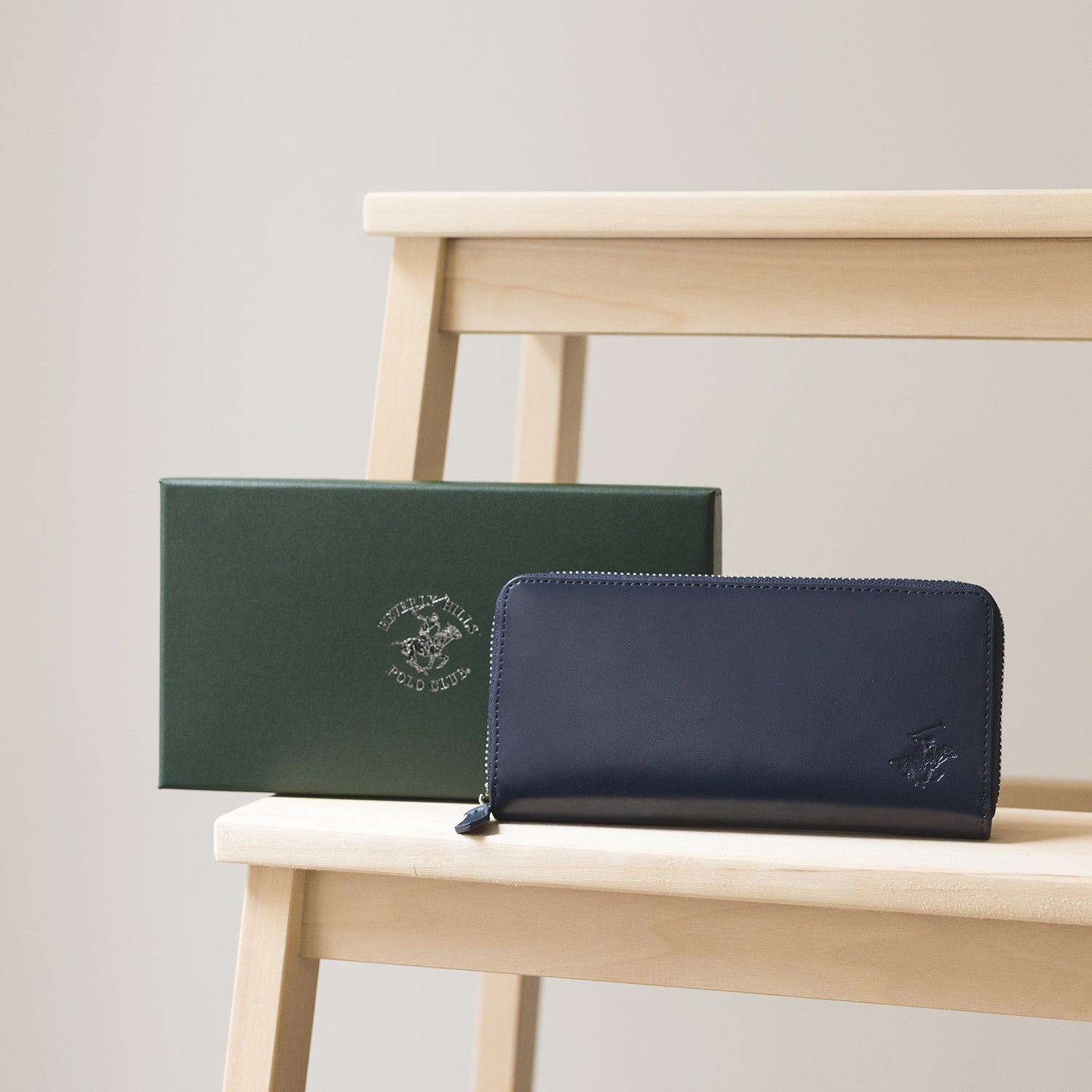ビバリーヒルズポロクラブ BEVERLY HILLS POLO CLUB 長財布 レディース メンズ メンズ財布長 ラウンドファスナー財布 ラウンド 本革 牛革 レザー ウォレット 金運 ブランド BHPC ラウンド長財布 （コードバン調）PN25554202BB （ネイビー） ネイビー