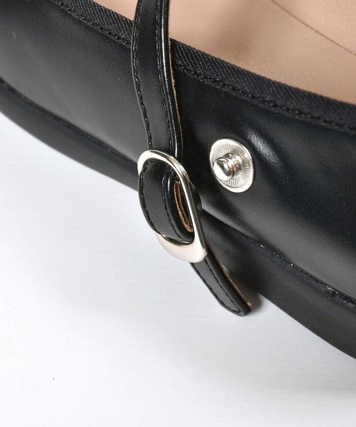 BeBe Faux Leather Patent Leather Combination Shoes