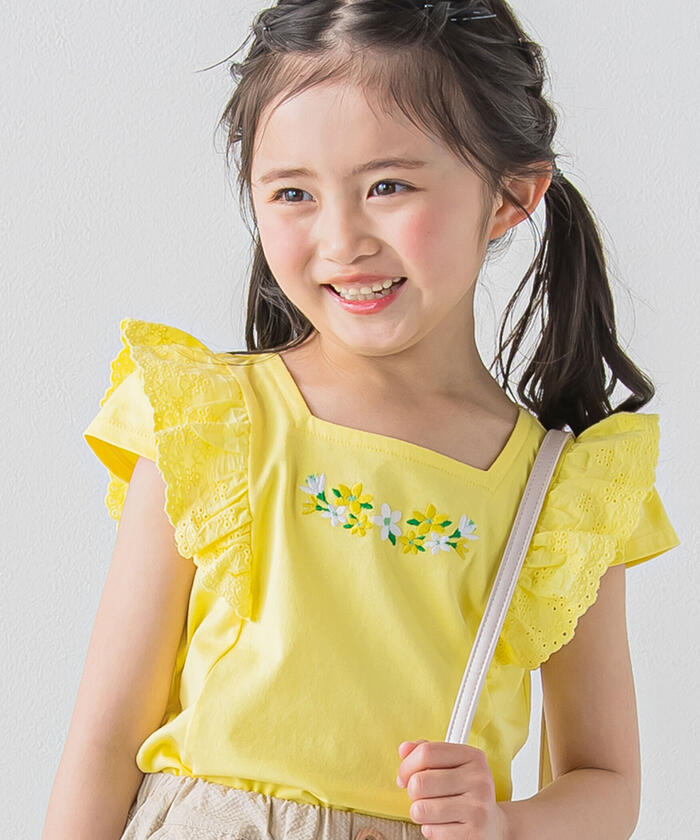 BeBe Lace Frill Flower Embroidery T-Shirt
